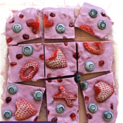 Valentine’s Frozen Yogurt Bark